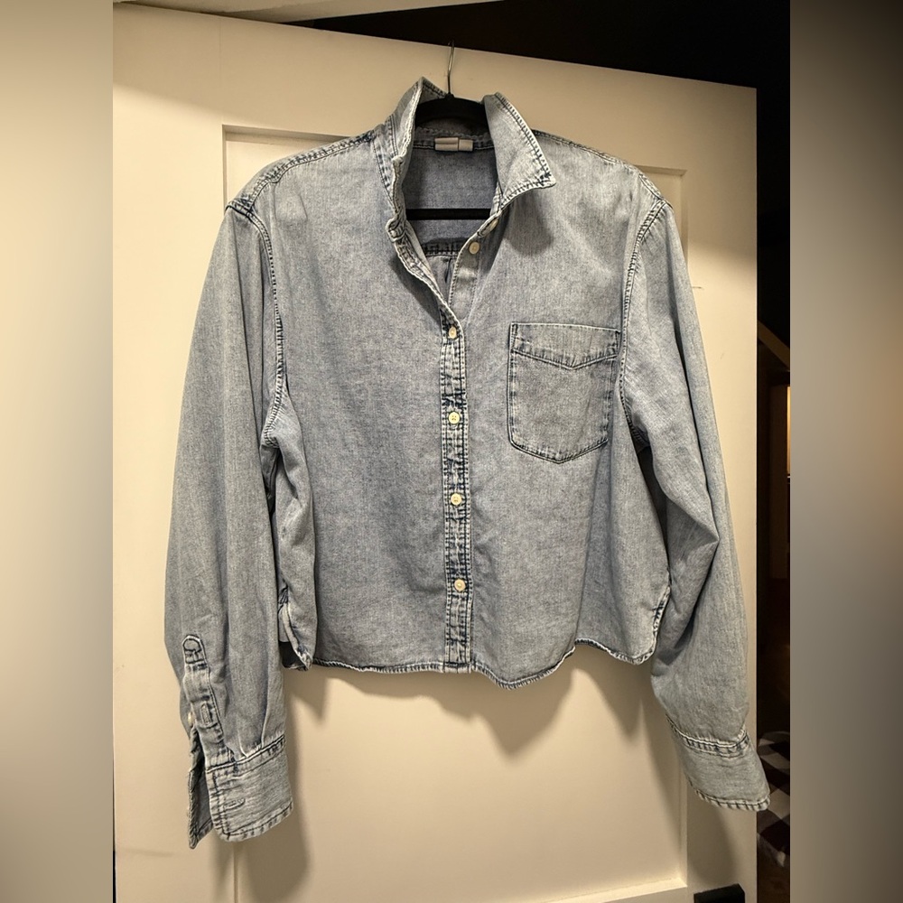 Denim Button-Up Shirt from Gap. Size large. Cropped.